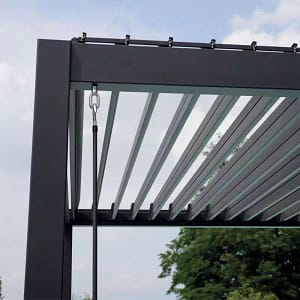 pergola-gazebo-bioclimatica-arizona-alluminio-tetto-orientabile-lamellare-3x3-scarico-acqua-pali-antracite-moia-greenwood-gaz510