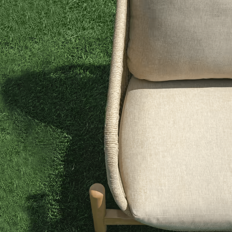 set159-salotto-lamezia-acacia-corda-cuscini-beige-poltrone-divano-tavolino-fsc-moia-greenwo